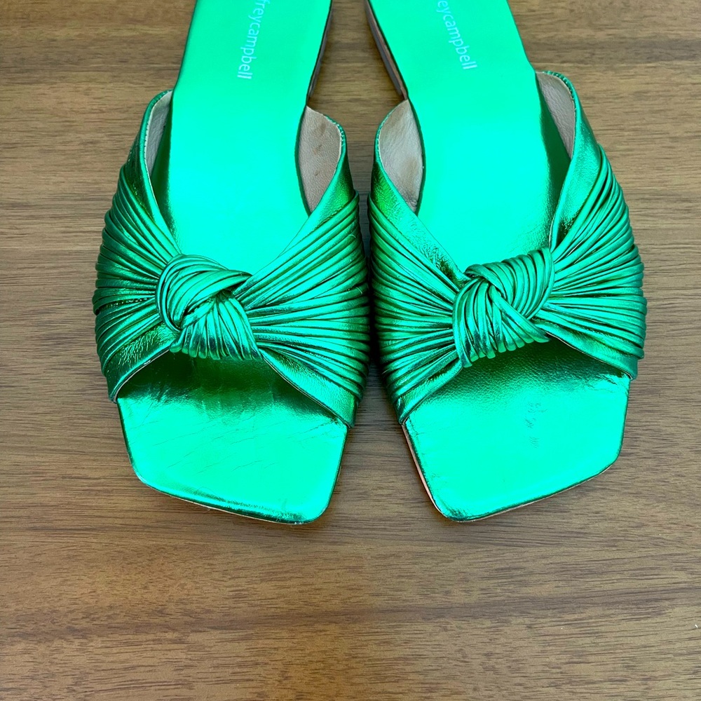 Jeffrey Campbell Knaughty sandals. Size 8